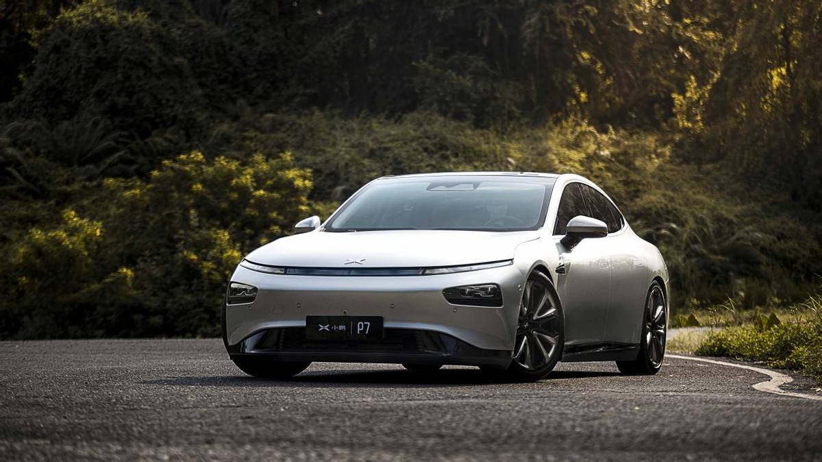 雷軍和何小鵬的對決,全新小鵬P7能否干贏小米SU7?