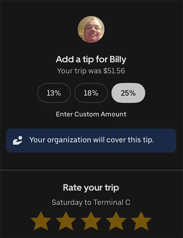 腦癱司機開網約車養家：全靠特斯拉FSD