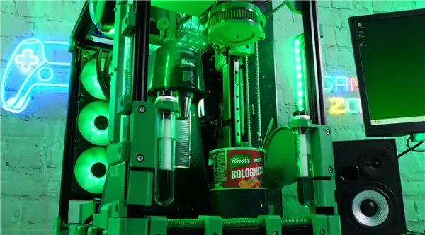 食品品牌Knorr(家樂)推出一款名為“Knorr SnackSync PC”的產品 腦洞也太大了!邊玩游戲邊煮面的游戲主機:利用AI完美同步時間